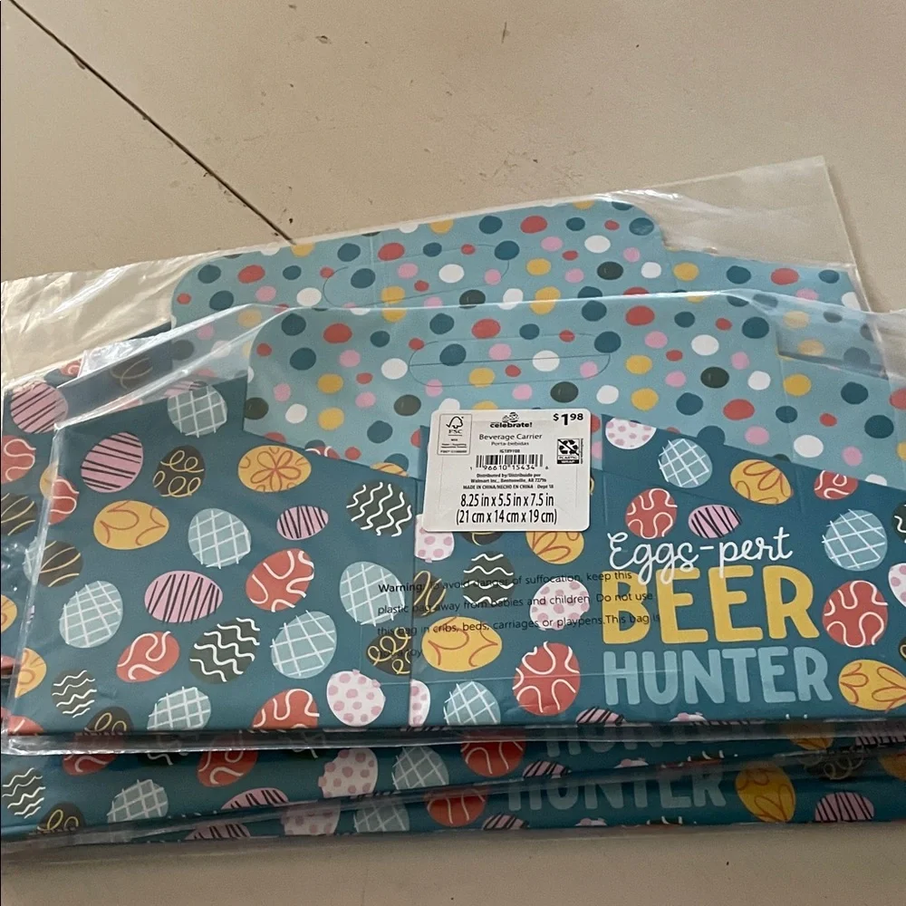 Six Easter Egg Blue 'Beer Hunter' Can Holders & Three Can Wraps - 12-Pack
